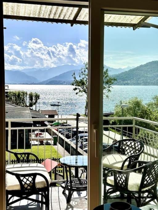 Lilly Del Lago Maggiore Castelveccana Esterno foto